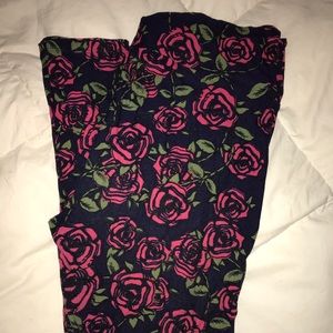 LulaRoe Leggings Rose TC